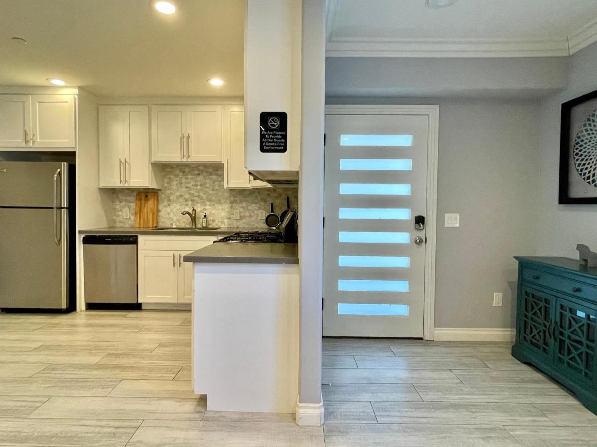 Stylish Hollywood Townhouse - Ideal Location لوس أنجلوس المظهر الخارجي الصورة