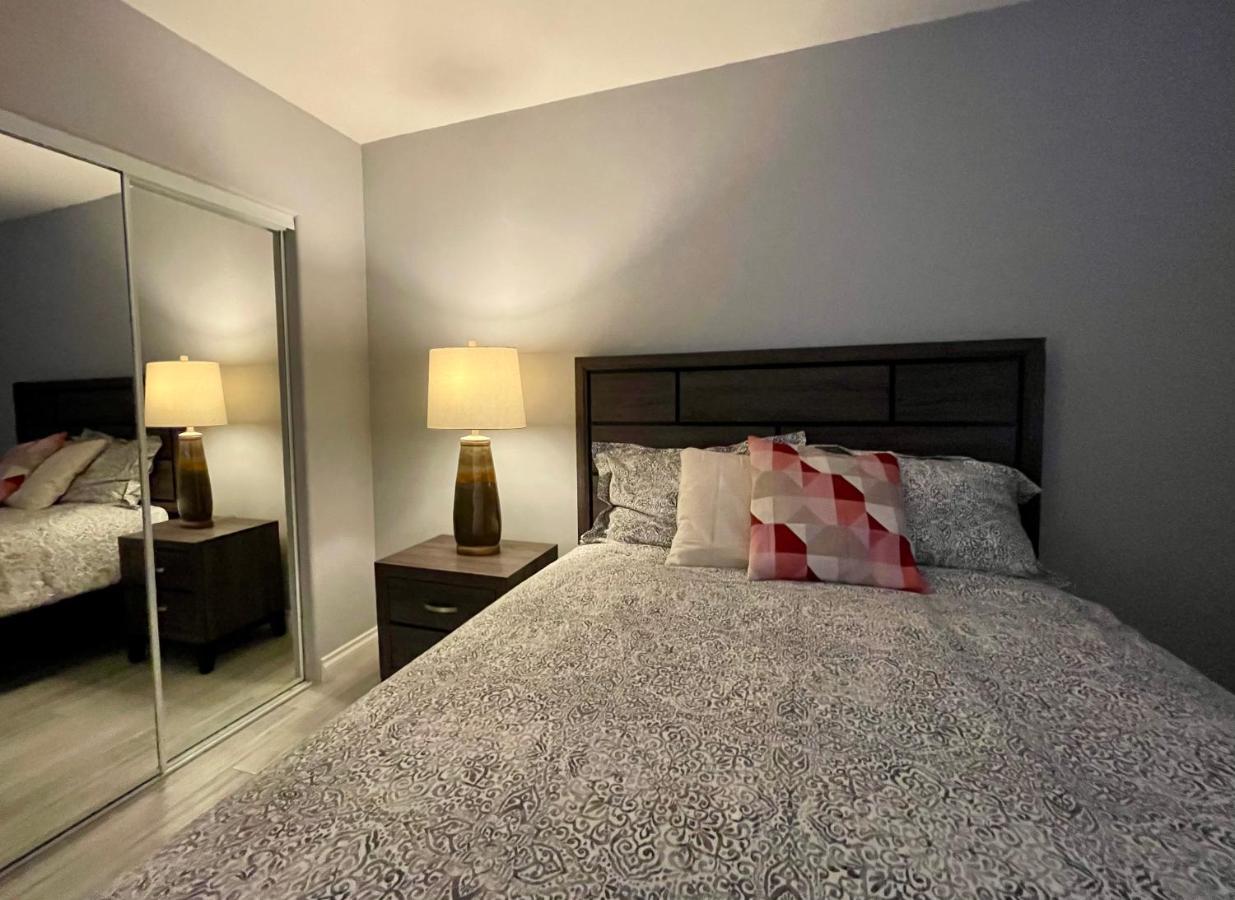 Stylish Hollywood Townhouse - Ideal Location لوس أنجلوس المظهر الخارجي الصورة
